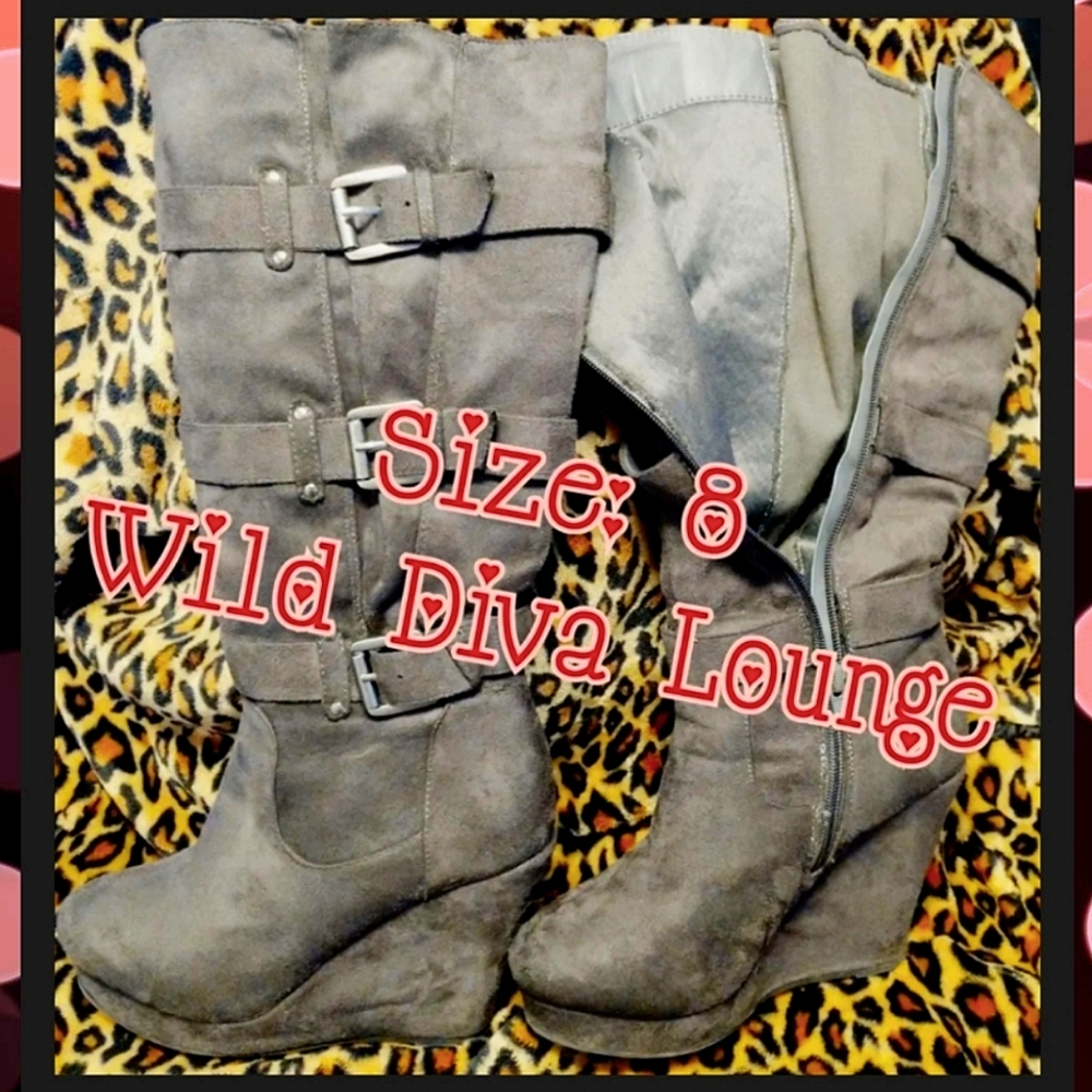 Wild Diva Lounge chunky suede wedge boots, Size 8